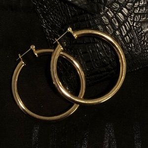 Luv AJ gold Amalfi Hoops